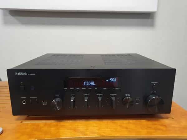 Yamaha R-N600A Hifi-rea