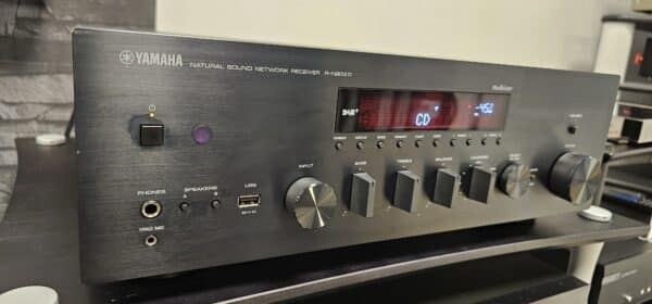 Yamaha R-N803D - Bild 2